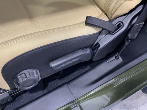 Used 2022 Jeep Wrangler Sport S image 14