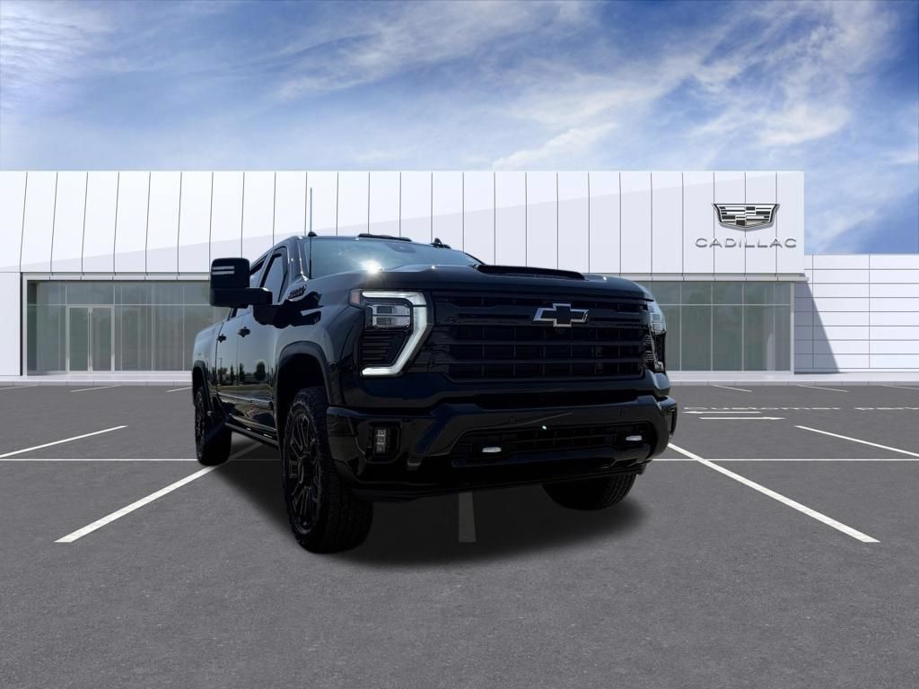 Used 2026 Chevrolet Silverado 2500 High Country w/ Midnight Edition AWD/4WD image 8