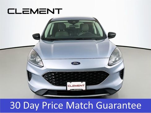 Used 2022 Ford Escape SE image 2