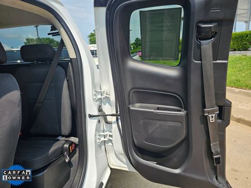 Used 2021 Chevrolet Colorado LT w/ Safety Package RWD image 33