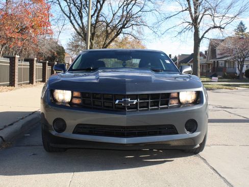 Used 2011 Chevrolet Camaro LS image 3