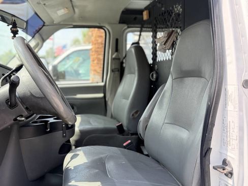 Used 2007 Ford E-250 and Econoline 250 RWD image 9