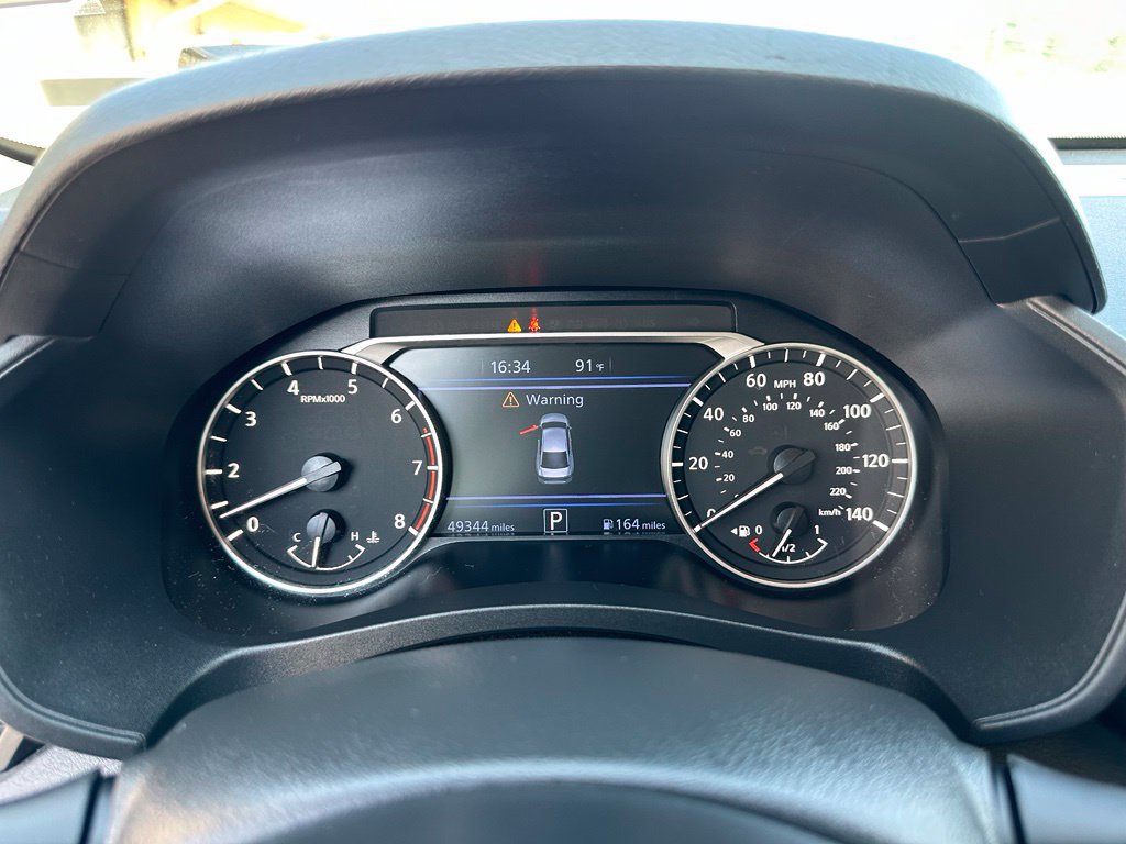 Used 2025 Nissan Altima 2.5 SV FWD image 23