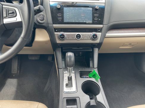 Used 2017 Subaru Outback 2.5i Limited w/ Popular Package #5 AWD/4WD image 15