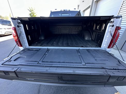 Used 2025 Ford F150 Raptor AWD/4WD image 33