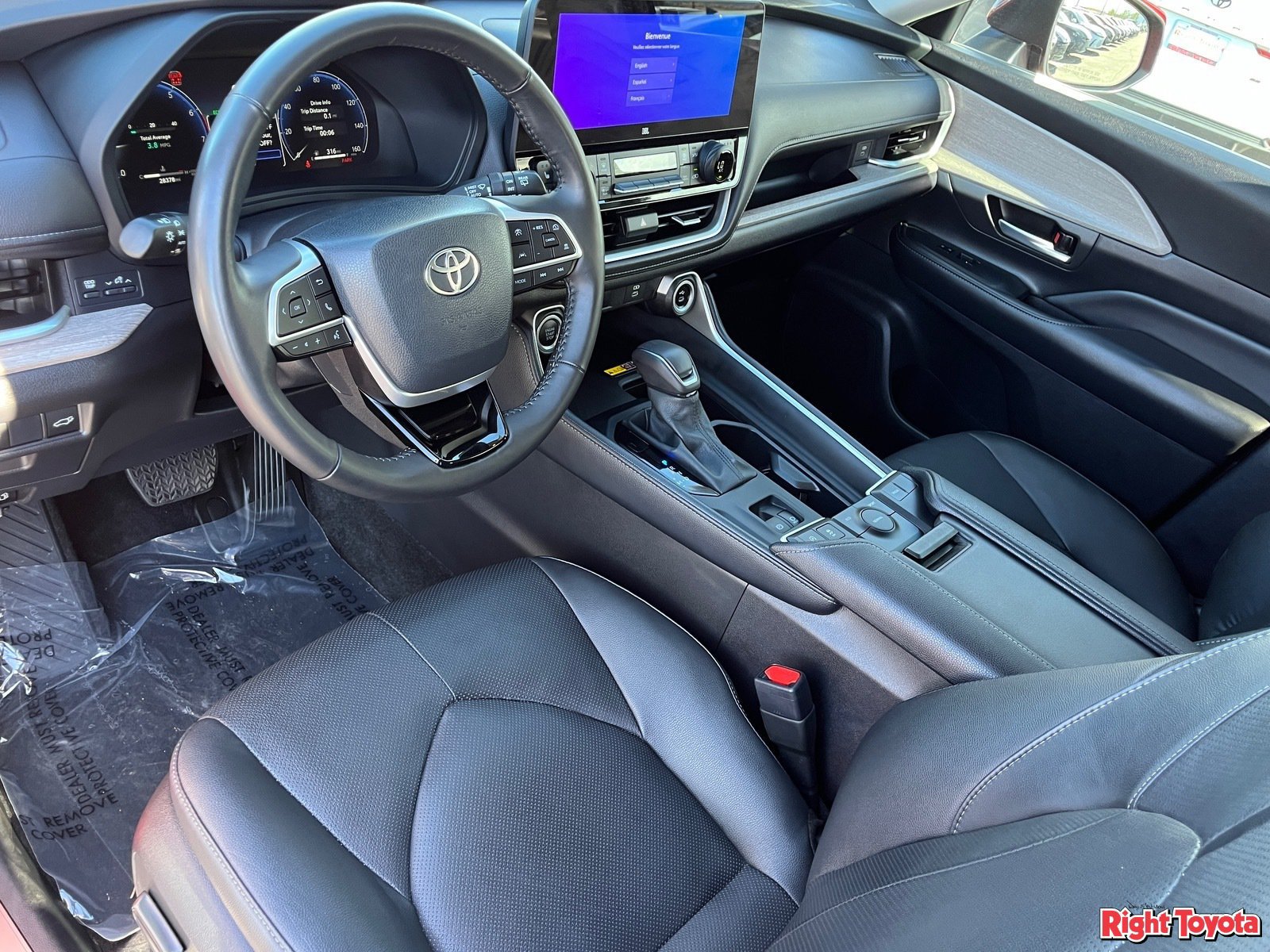 Certified 2024 Toyota Grand Highlander FWD image 18