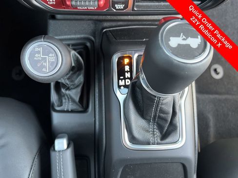 Used 2025 Jeep Wrangler Unlimited Rubicon image 7