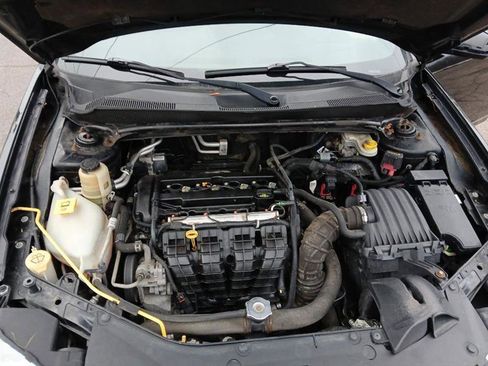 Used 2011 Dodge Avenger Mainstreet image 15