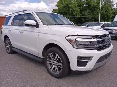 Used 2024 Ford Expedition Limited RWD image 1