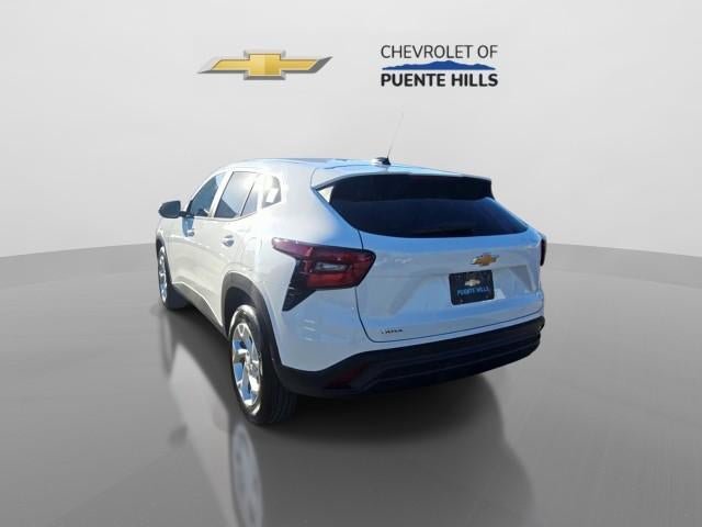 New 2026 Chevrolet Trax LS w/ LS Convenience Package FWD image 6