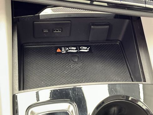 Certified 2024 Buick Envision Avenir image 27