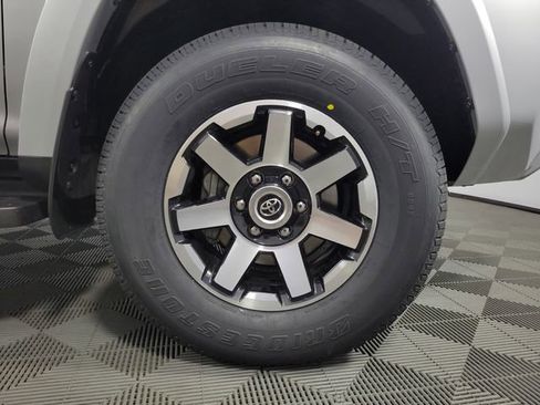 Used 2024 Toyota 4Runner TRD Off-Road image 11