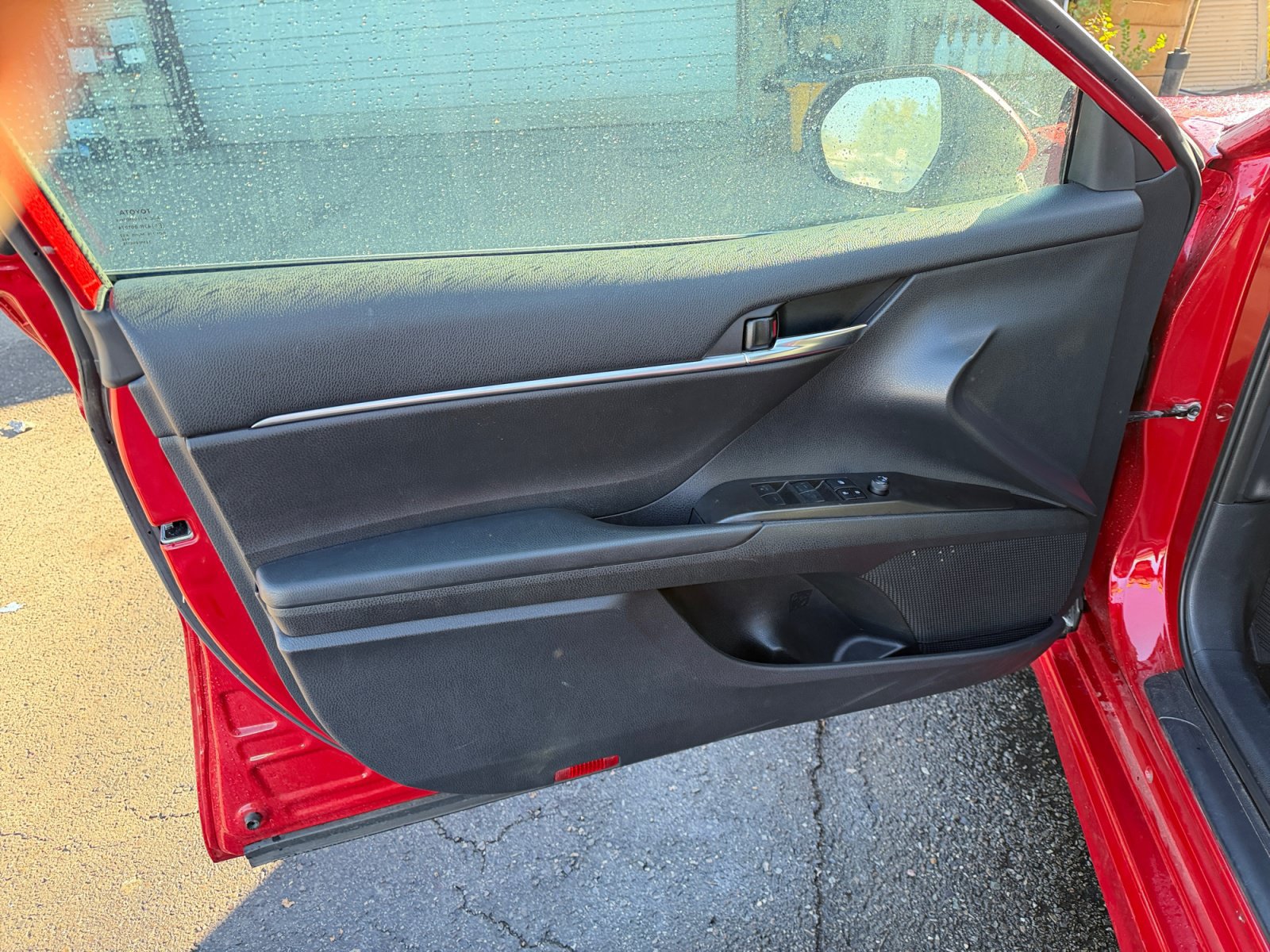 Used 2023 Toyota Camry SE FWD image 19