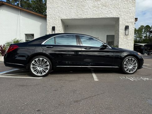 Used 2017 Mercedes-Benz S 550 Sedan image 15