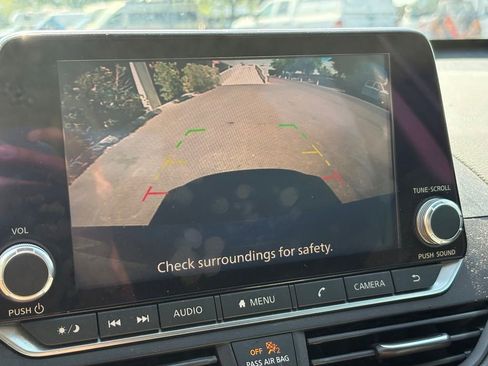 Used 2020 Nissan Altima 2.5 S FWD image 13