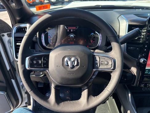 Used 2025 RAM 2500 Laramie image 10