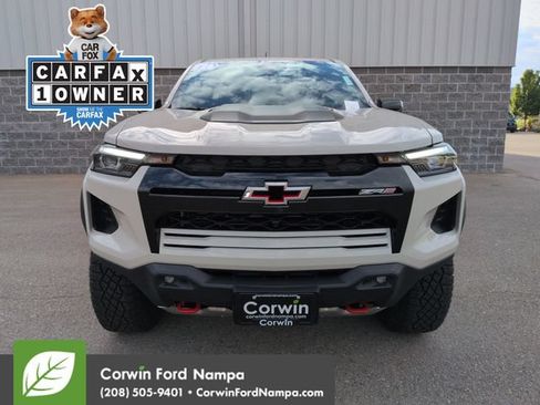 Used 2026 Chevrolet Colorado ZR2 w/ Technology Package AWD/4WD image 8