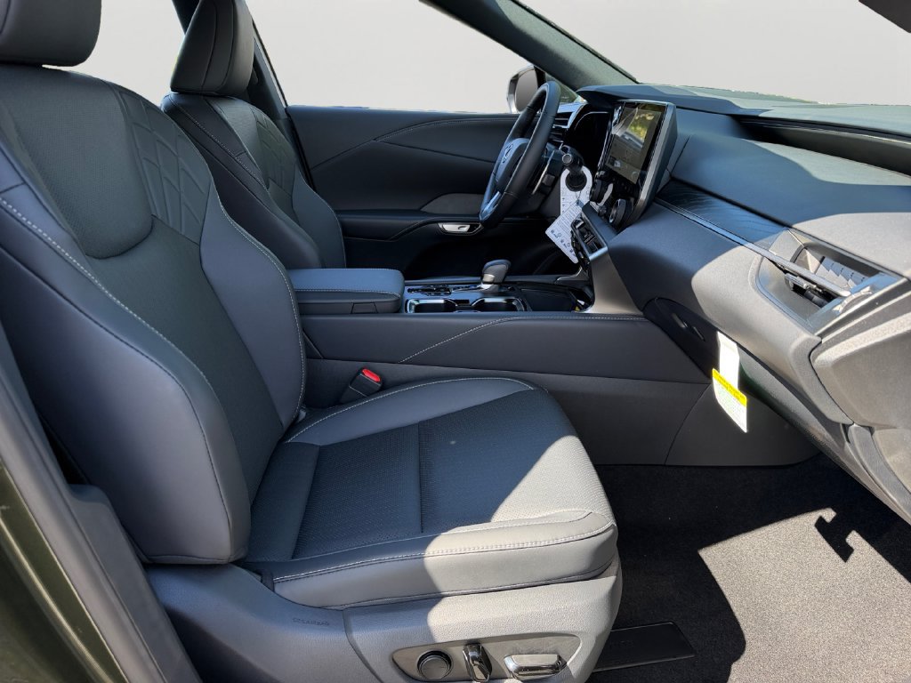 New 2026 Lexus RX 450h AWD image 5