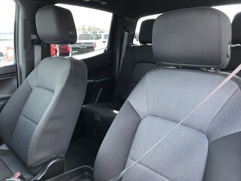 Used 2024 Chevrolet Colorado W/T image 13