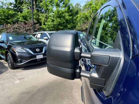 Used 2024 Nissan Titan SV w/ SV Convenience Package AWD/4WD image 40