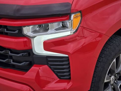 Used 2023 Chevrolet Silverado 1500 RST AWD/4WD image 9