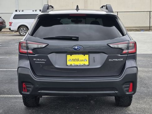 Used 2022 Subaru Outback Premium AWD/4WD image 7