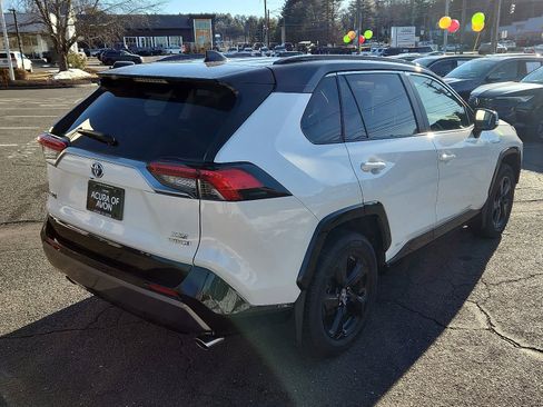 Used 2019 Toyota RAV4 XSE image 5