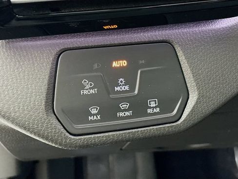 Used 2023 Volkswagen ID.4 Pro S AWD/4WD image 11