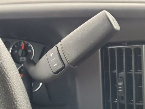 Used 2025 GMC Savana 2500 Extended w/ Driver Convenience Package RWD image 18