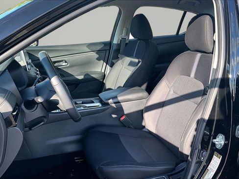 Used 2024 Nissan Sentra SV w/ All-Weather Package FWD image 22