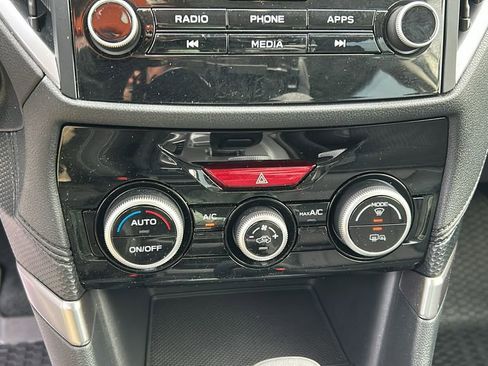 Certified 2022 Subaru Forester Premium image 18