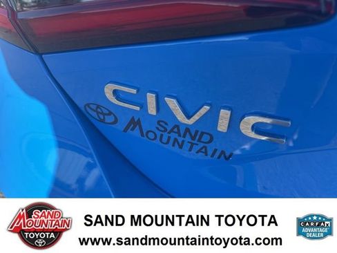 Used 2025 Honda Civic Sport image 9