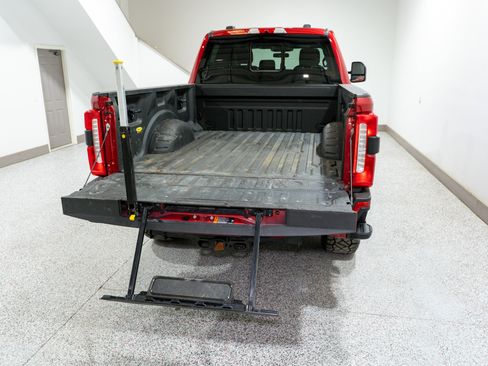 Used 2023 Ford F250 Lariat w/ Lariat Ultimate Package image 11