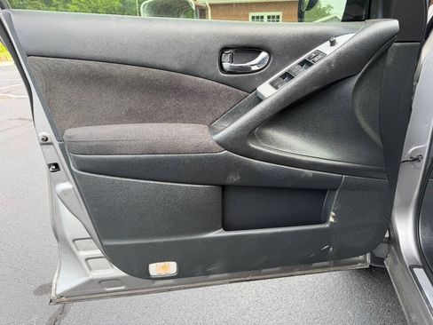 Used 2012 Nissan Murano S FWD image 9