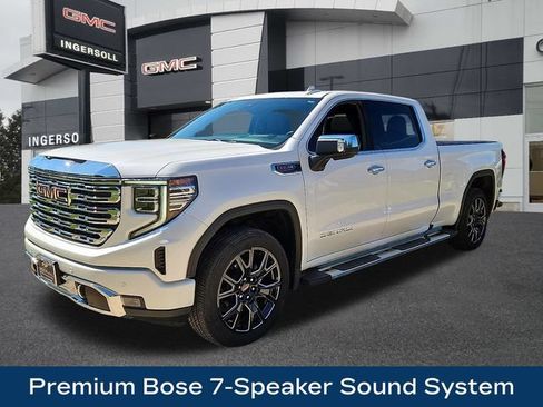 Used 2024 GMC Sierra 1500 Denali w/ Technology Package AWD/4WD image 3