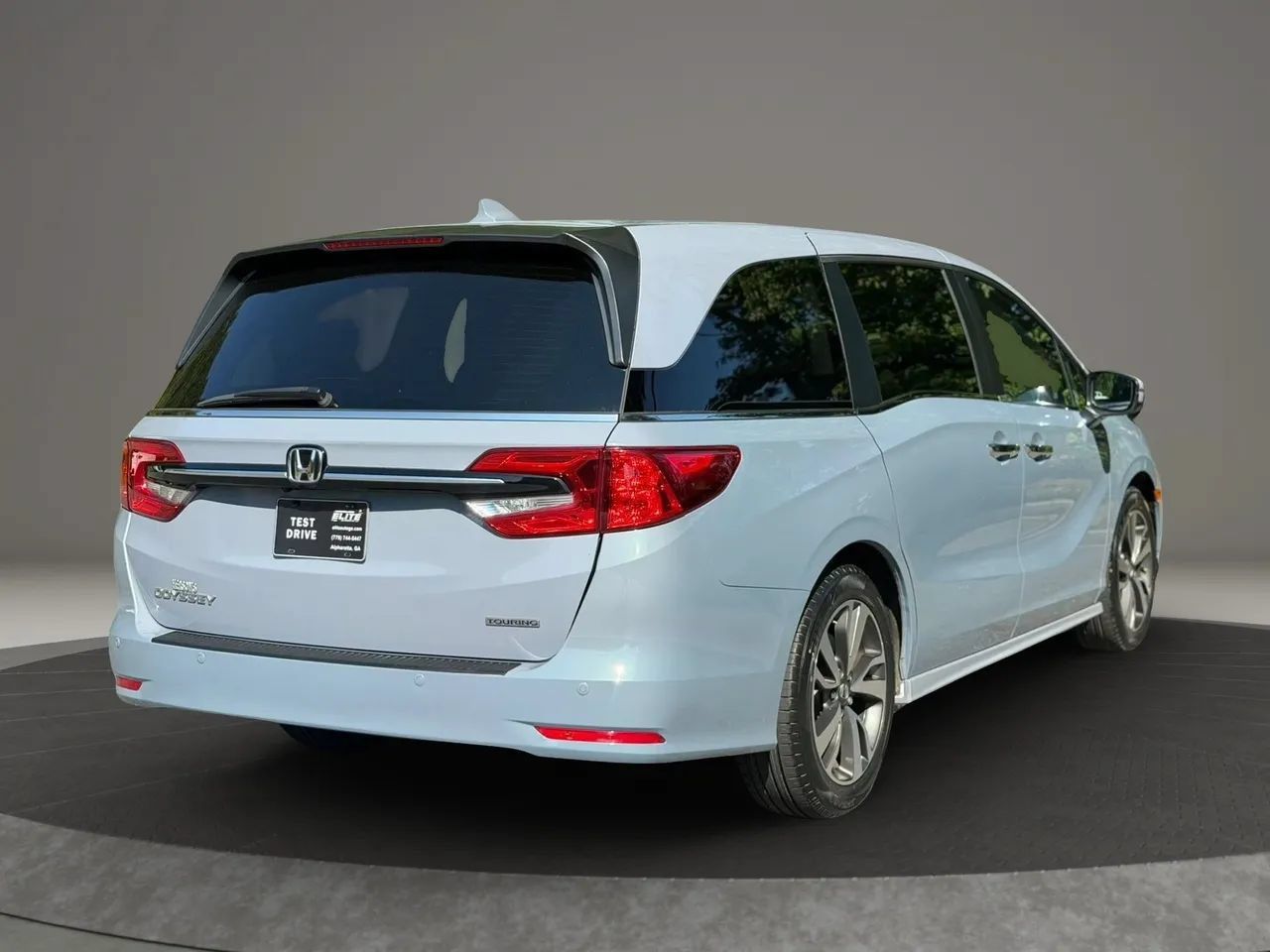 Used 2024 Honda Odyssey Touring image 6