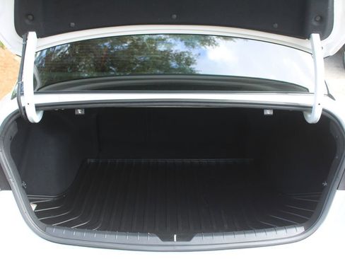 Used 2023 Kia K5 GT FWD image 10
