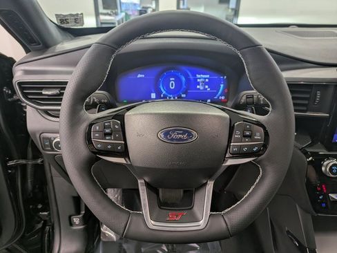 Used 2023 Ford Explorer ST w/ Equipment Group 401A image 19