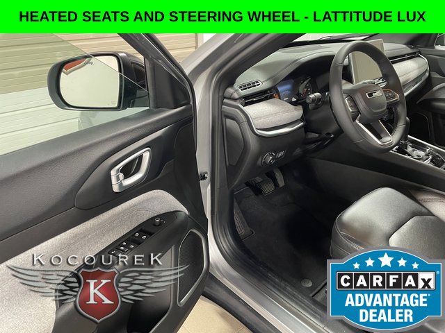 Used 2024 Jeep Compass Latitude AWD/4WD image 10