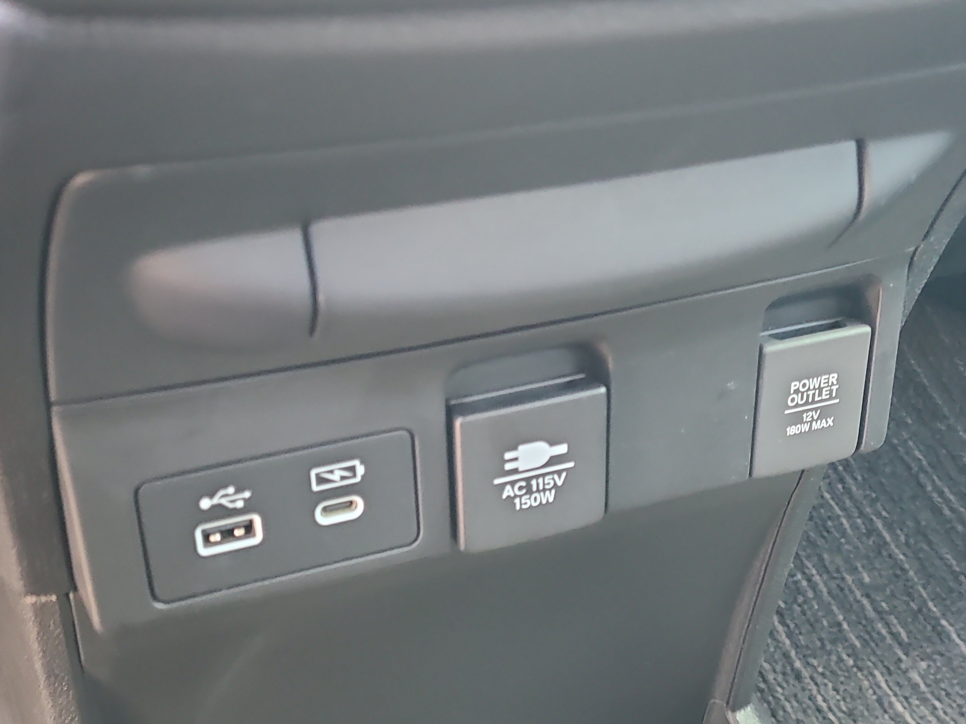 Used 2025 Honda Odyssey Elite image 28