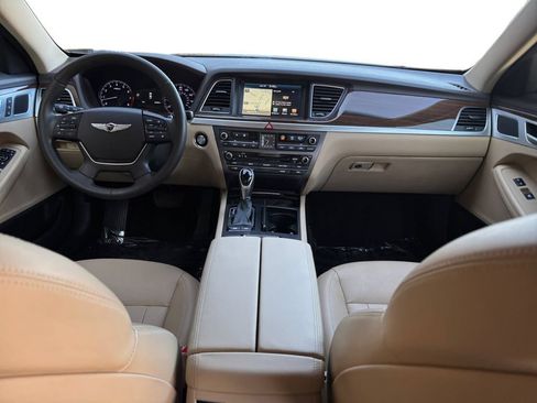 Used 2017 Genesis G80 3.8 RWD image 11