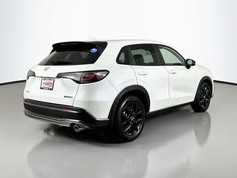 Certified 2024 Honda HR-V Sport image 18