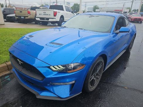 Certified 2019 Ford Mustang Coupe w/ Equipment Group 101A RWD image 3