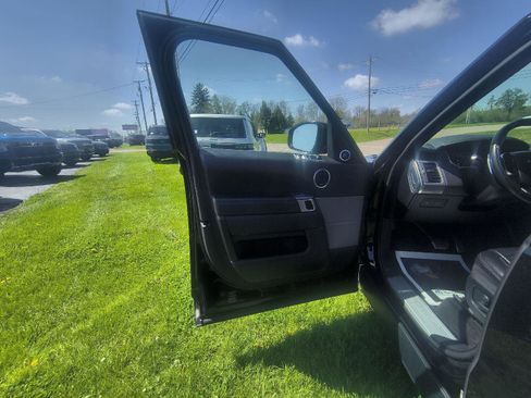 Used 2018 Land Rover Range Rover Sport Supercharged image 11