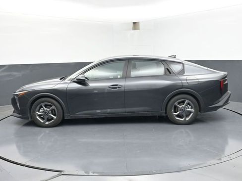 Used 2025 Kia K4 FWD image 4