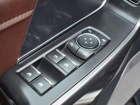 Used 2023 Ford F150 Lariat w/ Equipment Group 502A High image 20