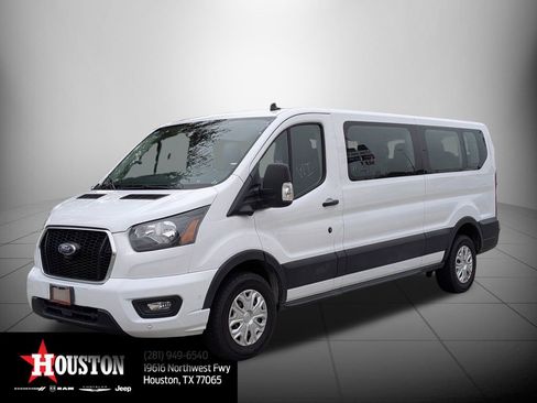 Used 2023 Ford Transit 350 XLT image 8