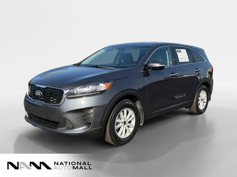 Used 2019 Kia Sorento FWD image 1