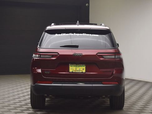 New 2025 Jeep Grand Cherokee L Limited image 12