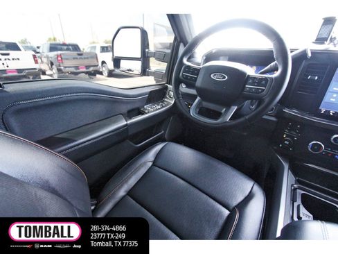 Used 2026 Ford F250 Lariat w/ Black Appearance Package AWD/4WD image 9